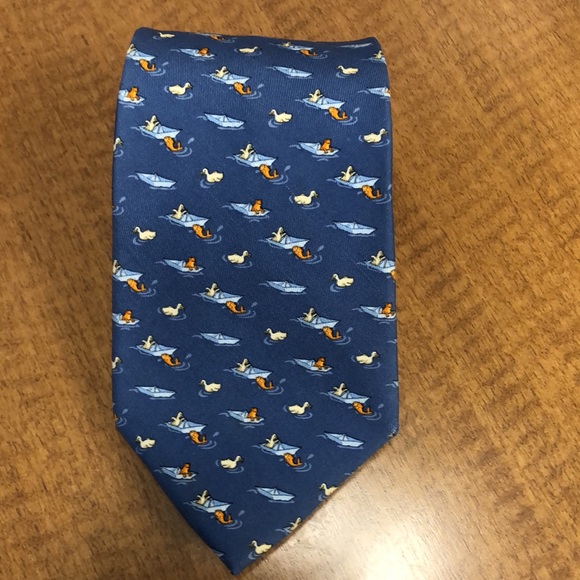 Salvatore Ferragamo 100% blue silk tie featuring paper boat with duck and fish - Picture 6 of 7